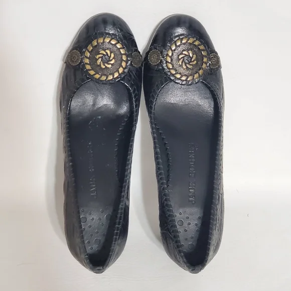 Jack Rogers Black Leather Women's Heels with Decorative Accents - Picture 5 of 7